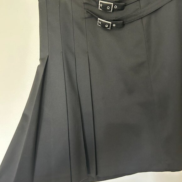 ESpirit collection  black skirt w/ buckle - Picture 5 of 8